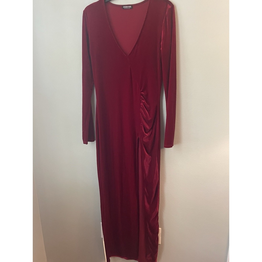 Fashion Nova Maxi Dress Burgundy Velvet Ruched Long Sleeve V-Neck Large Read
